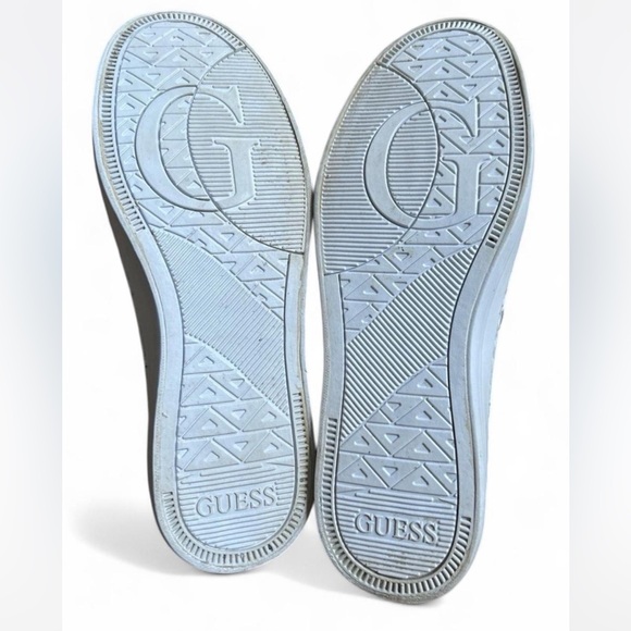 Guess Women’s Sneakers size 7 - Picture 7 of 8